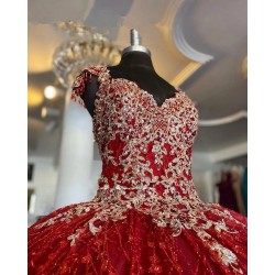 Red Beaded Ball Gown Quinceanera Dresses Gold Appliques Sweet 16 Dress Pageant Gowns vestido de 15 anos años quinceañera
