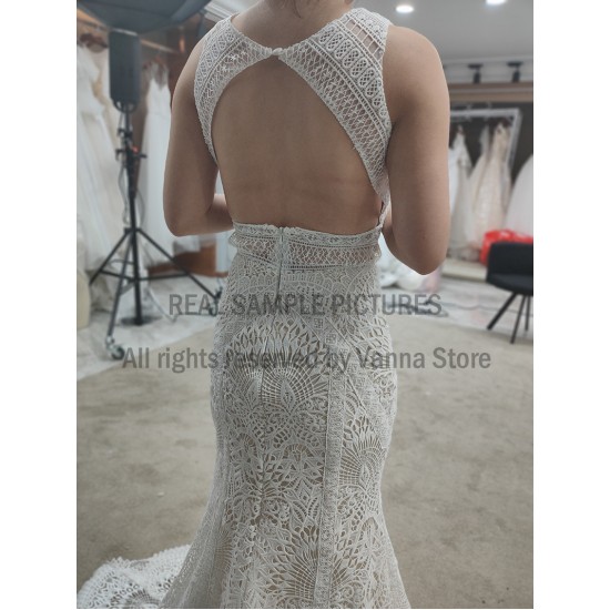 Cut Out Lace Mermaid Wedding Gown Hollow Plus Size Bodycon 2020 Crew Neck Sleeveless Sweep Train Bridal Dress Cut Out Lace Mermaid Wedding Gown Hollow Plus Size Bodycon 2020 Crew Neck Sleeveless Sweep Train Bridal Dress