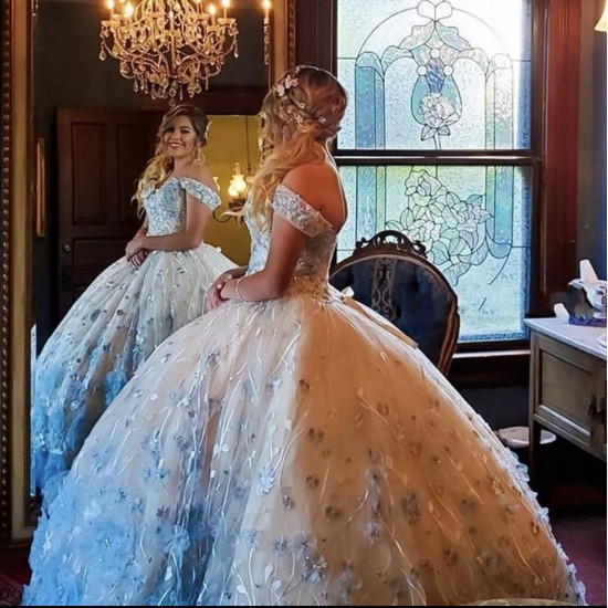 Light Sky Blue Quinceanera Dress Off Shoulder Appliques Sequins Flowers Party Princess 16 Ball Gown Vestidos De 15 Años Light Sky Blue Quinceanera Dress Off Shoulder Appliques Sequins Flowers Party Princess 16 Ball Gown Vestidos De 15 Años