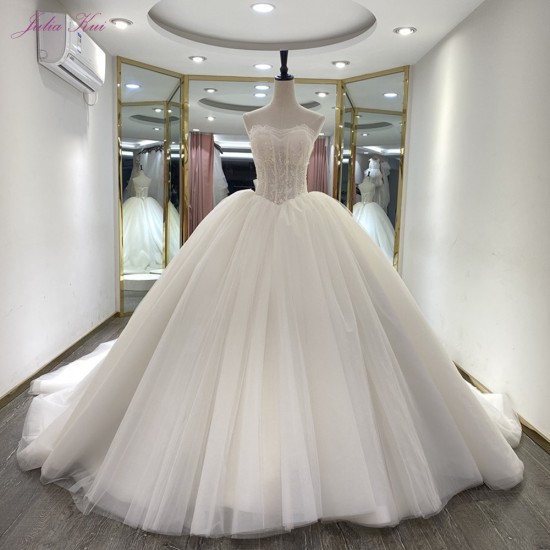 Julia Kui 100% Real Photo Strapless Ball Gown Wedding Dresses 2021 With Rhinestones And Pearls Tulle Skirt Julia Kui 100% Real Photo Strapless Ball Gown Wedding Dresses 2021 With Rhinestones And Pearls Tulle Skirt