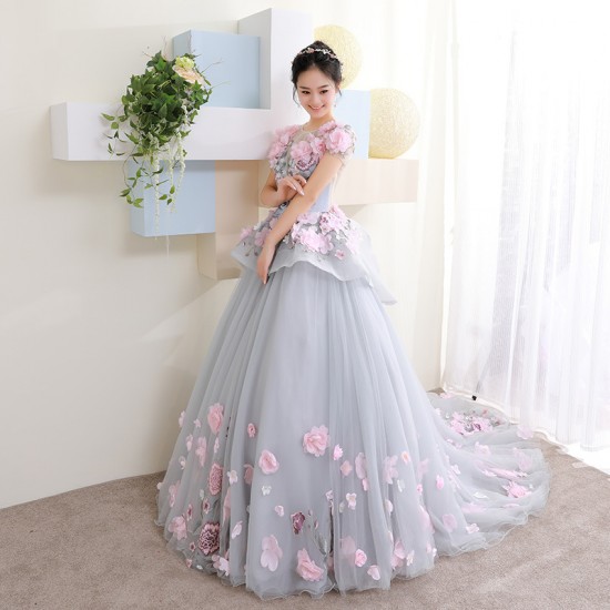 2021 New Dream Blue Gray Flower Quinceanera Dresses Long Tail Ball Gown Prom Dress Short Sleeve Applique 2021 New Dream Blue Gray Flower Quinceanera Dresses Long Tail Ball Gown Prom Dress Short Sleeve Applique
